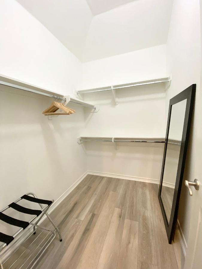 Luxe Three Story Duplex Near Downtown & Med Center Villa Houston Buitenkant foto